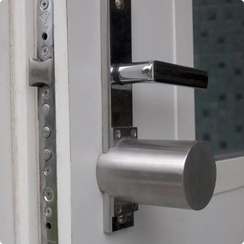 Elektronické ovládání uzamčení